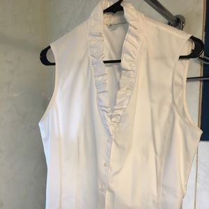 Sleeveless button down white